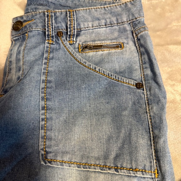 BCBG Max Azria Women's Jeans Size 30 Light Wash Slim Straight Stretch Denim Logo - Picture 2 of 16